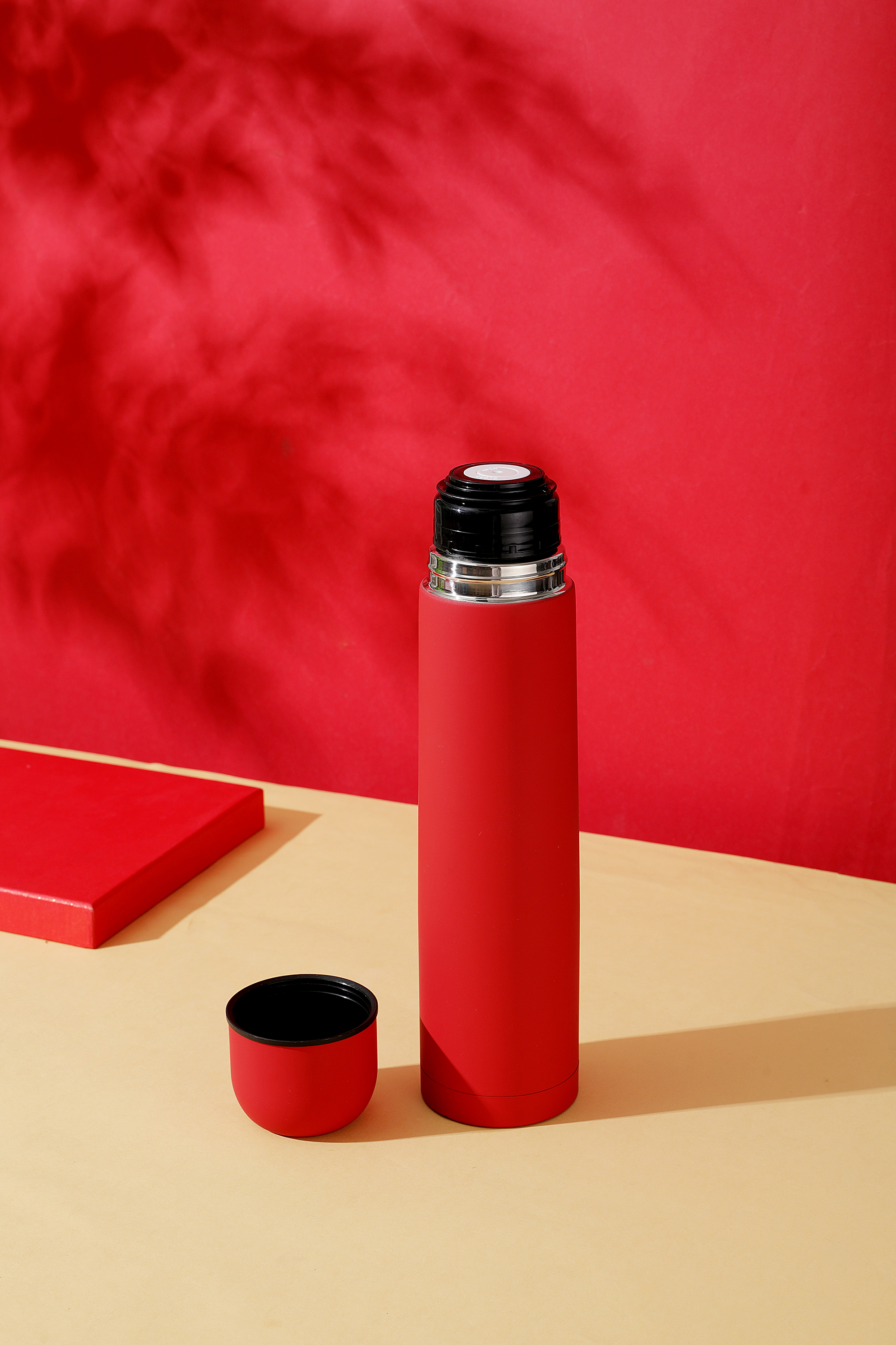 Термос софт-тач Yanemal 1 л. (красный) Термос софт-тач Yanemal 1 л. (красный)