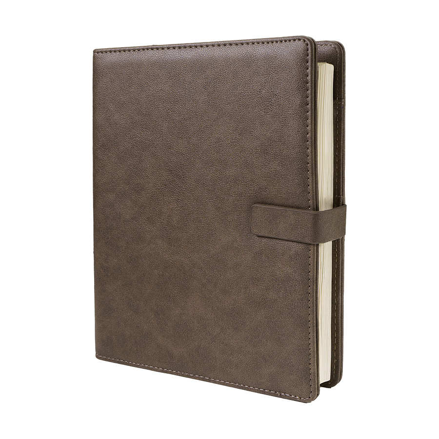 Ежедневник недатированный Coach, B5, коричневый, кремовый блок, подарочная коробка Ежедневник недатированный Coach, B5, коричневый, кремовый блок, подарочная коробка