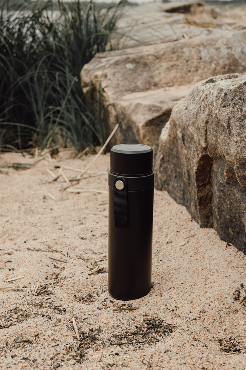 Термос VINGA Tono с двумя кружками RCS, 750 мл