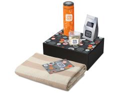 Подарочный набор Re:y. Warm с пледом, термосом и чаем Подарочный набор Re:y. Warm с пледом, термосом и чаем