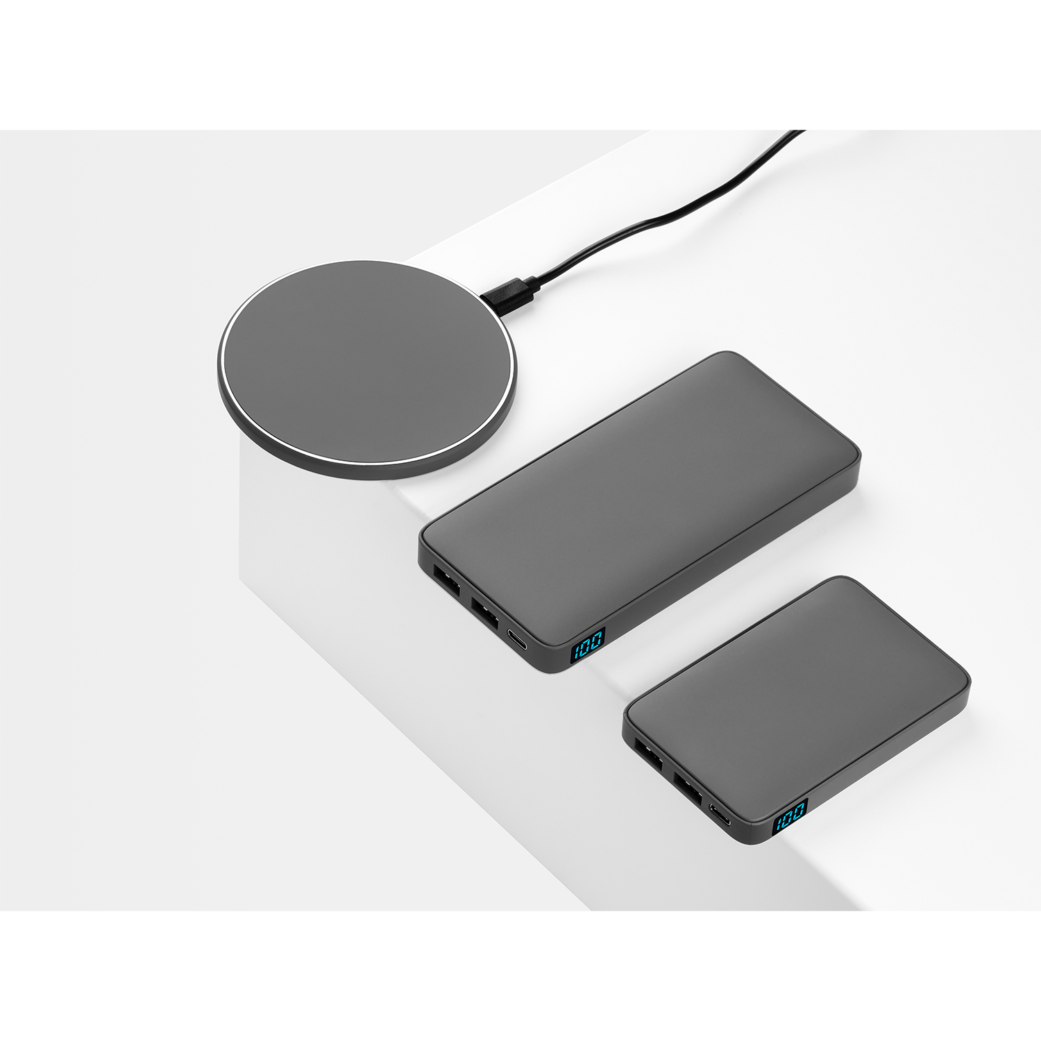 Беспроводное зарядное устройство с подсветкой 15W Аурис (Auris), серое Беспроводное зарядное устройство с подсветкой 15W Аурис (Auris), серое