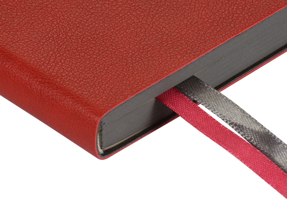 Ежедневник А5 датированный Boston 2026, красный с серым обрезом