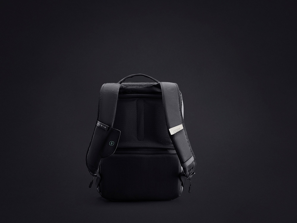 Водостойкий антикражный рюкзак Clickpack для ноутбука 15.6, черный