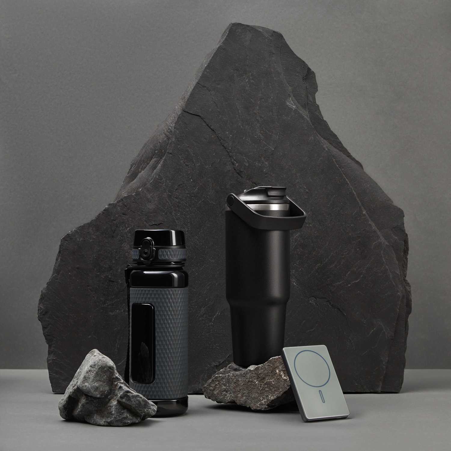 Бутылка для воды Вектор (Vector), черная