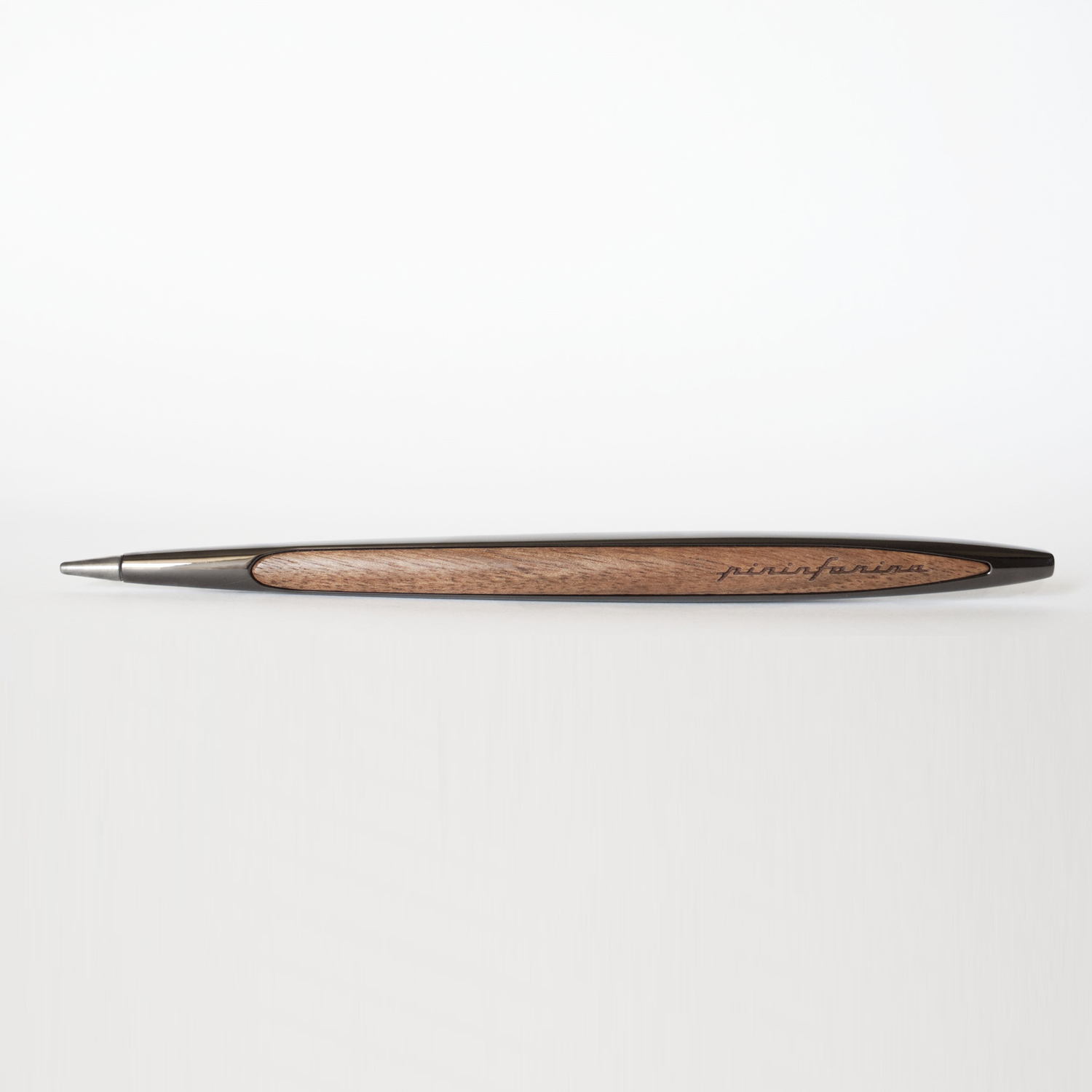 Вечная ручка Pininfarina Cambiano GLOSSY BLACK