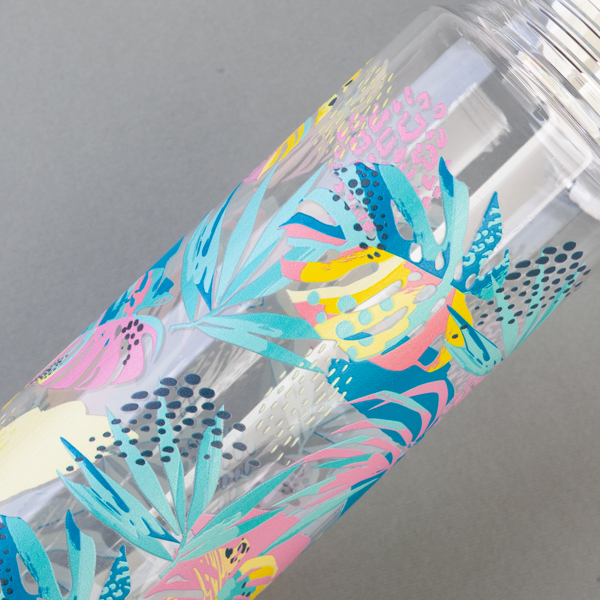 Бутылка для воды "Vita" с нанесением "Джунгли" 600 мл Бутылка для воды "Vita" с нанесением "Джунгли" 600 мл