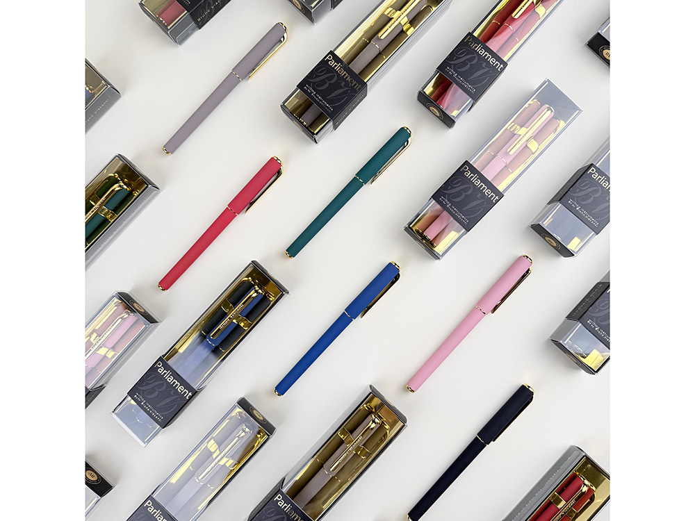 Ручка пластиковая шариковая Parliament, 0,7 мм, синие чернила, серый/золотистый Ручка пластиковая шариковая Parliament, 0,7 мм, синие чернила, серый/золотистый