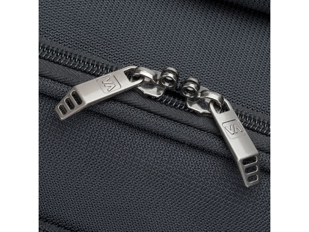 RIVACASE 8481 black ECO бизнес кейс на 4-х колесах 20 / 2