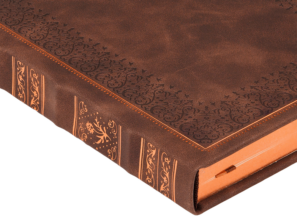 Ежедневник недатированный А5 Royal, коричневый с бронзовым срезом Ежедневник недатированный А5 Royal, коричневый с бронзовым срезом