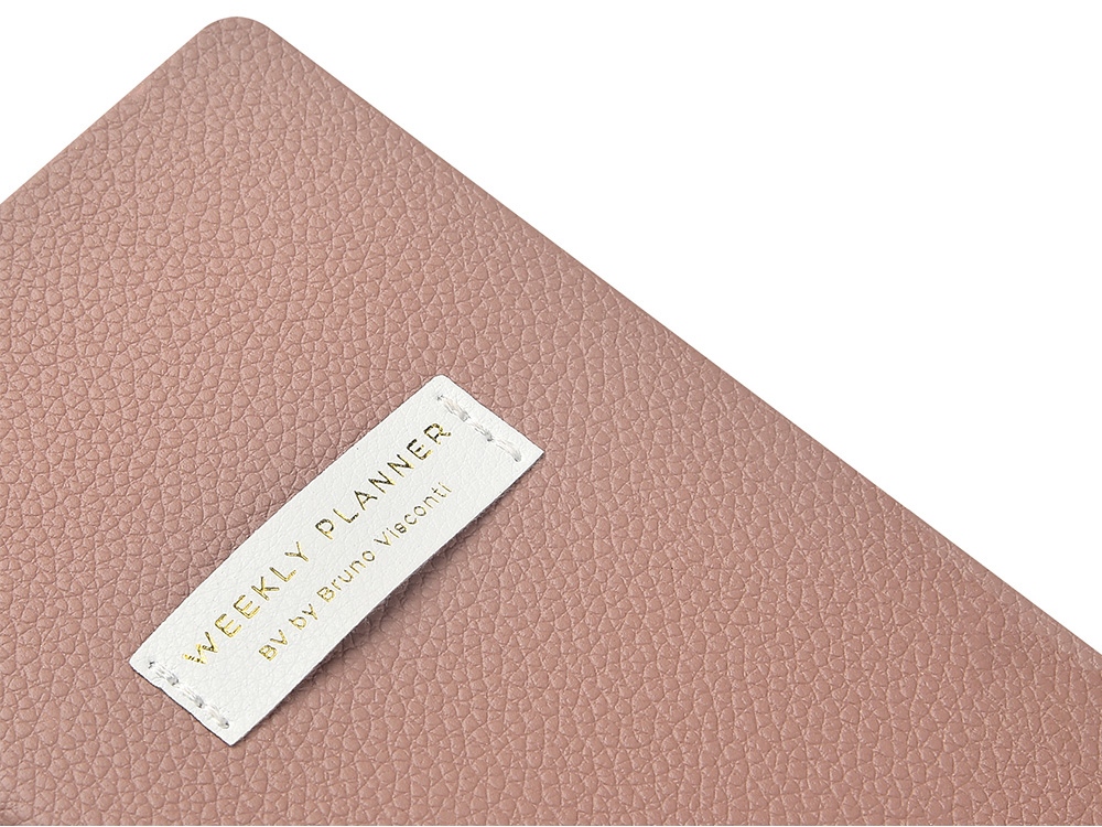 Еженедельник недатированный А6 Morandi. Пыльная роза с нашивкой, пыльно-розовый Еженедельник недатированный А6 Morandi. Пыльная роза с нашивкой, пыльно-розовый