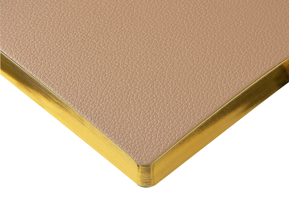 Ежедневник недатированный А5 Total beige с нашивкой, бежевый Ежедневник недатированный А5 Total beige с нашивкой, бежевый