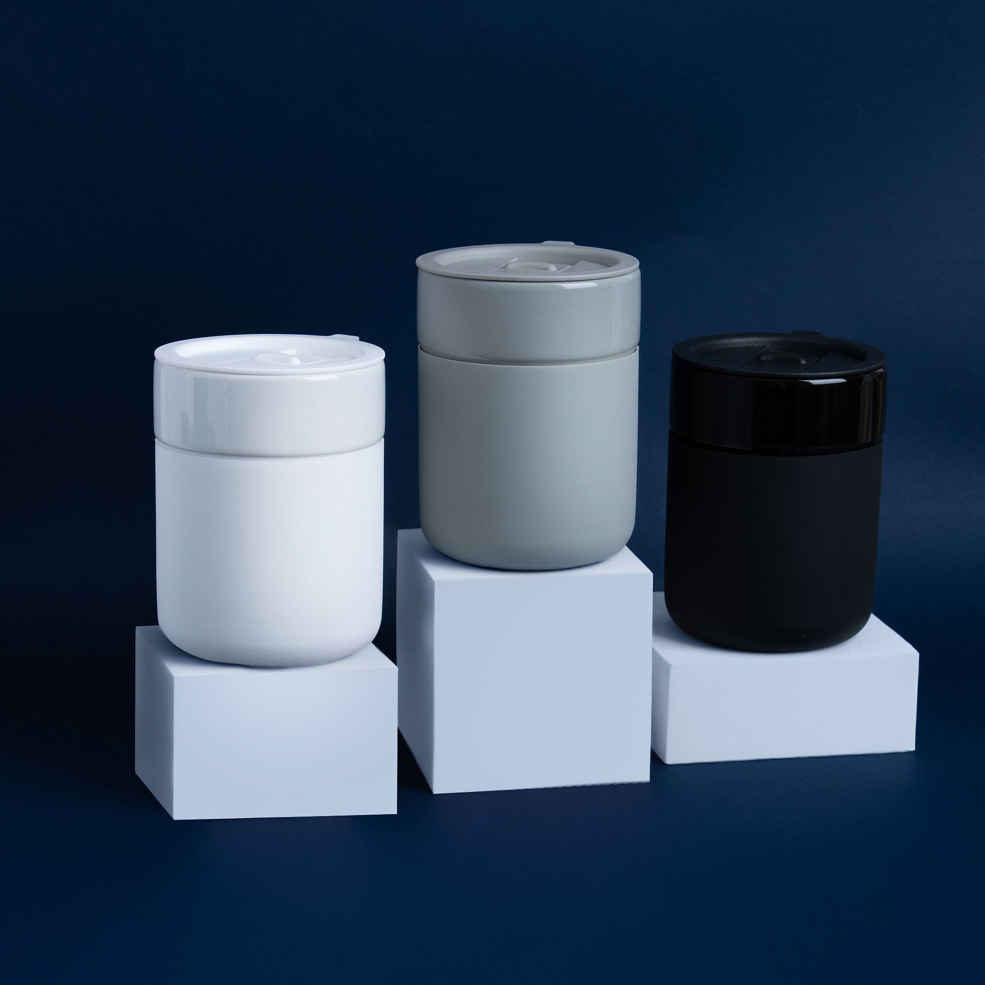 Кружка кермическая Silvia с силиконовой манжетой, серая