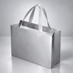 Пакет подарочный с тканевой ламинацией Сатин XL, серебристый 32×23×12 см., серебристые ручки
