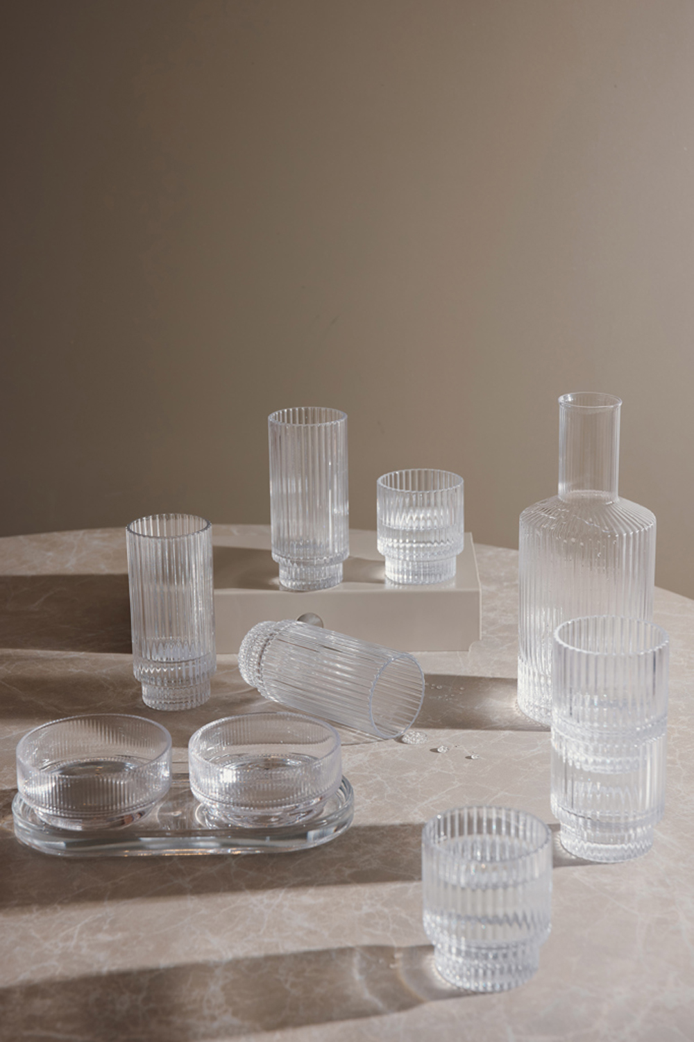 Графин VINGA York, 1,45 л