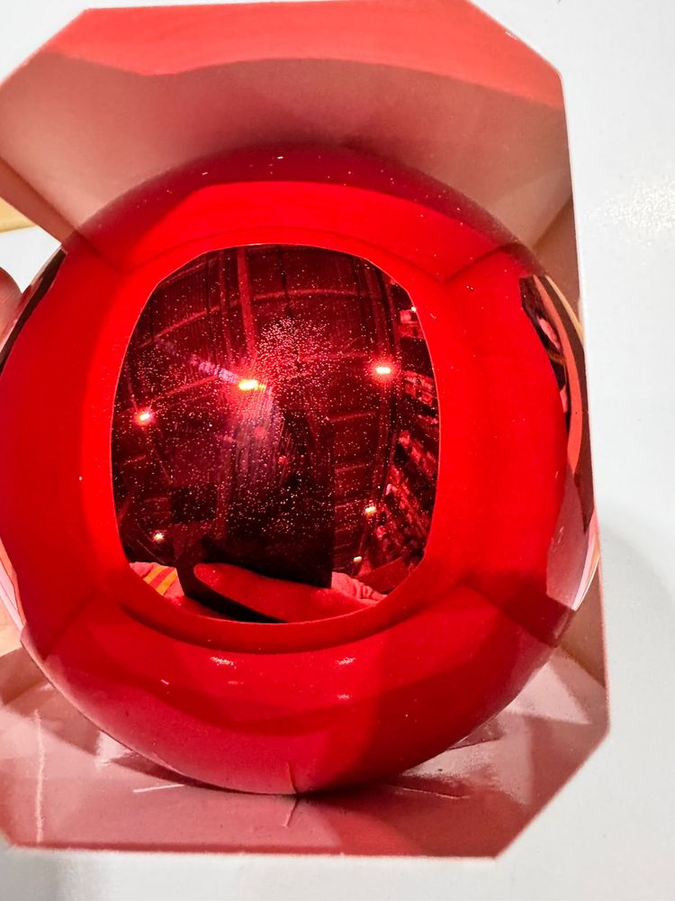 Оформительский шар Finery, 10 см, глянцевый красный Оформительский шар Finery, 10 см, глянцевый красный