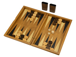 Нарды в деревянной коробке